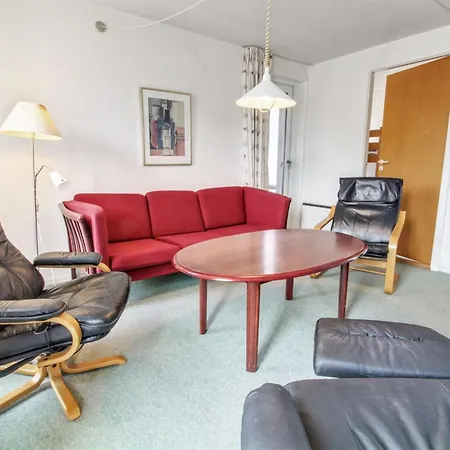 Apartment Telli - 1km From The Sea By Interhome